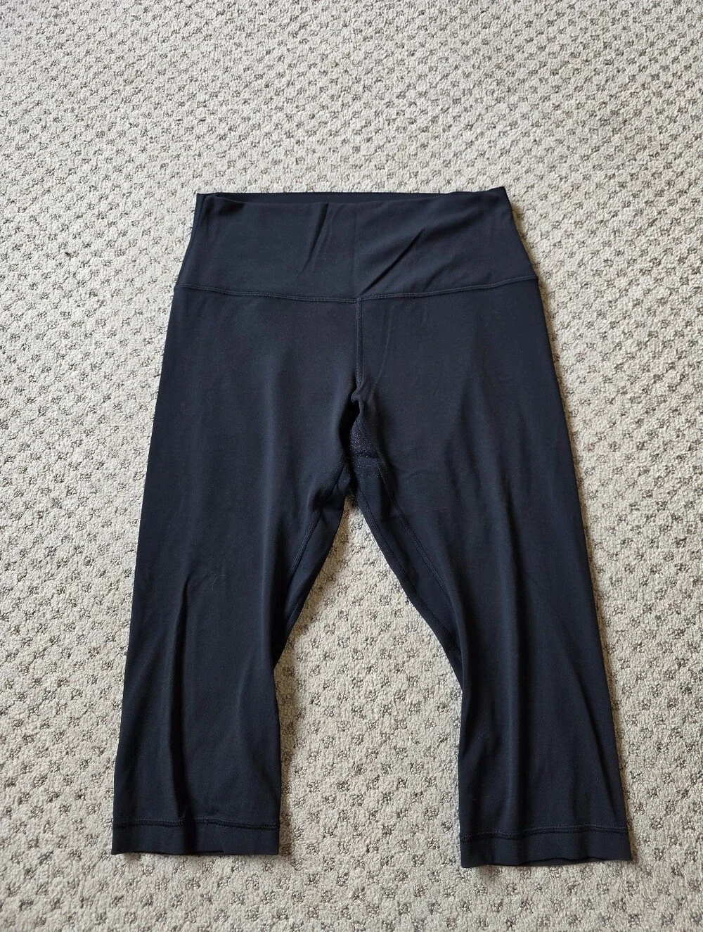 lululemon athletica Align Black Capri Leggings